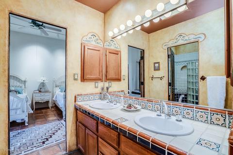 5661 E Shadow View Ct, Tucson, AZ 85750 photo 38