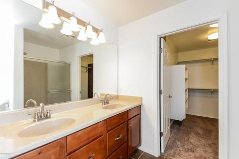 9176 E Green Sage Pl, Vail, AZ 85641 photo 3