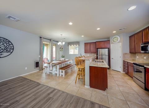 299 E Refuge Loop, Vail, AZ 85641 photo 6