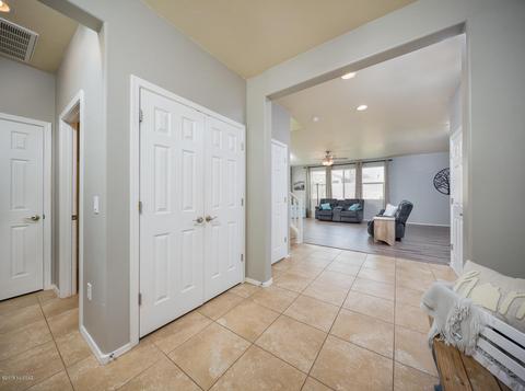299 E Refuge Loop, Vail, AZ 85641 photo 3
