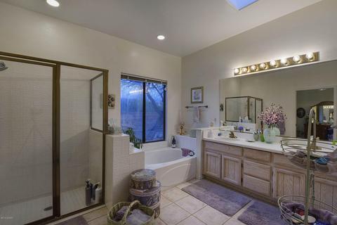 330 N Eastern Slope Loop, Tucson, AZ 85748 photo 11