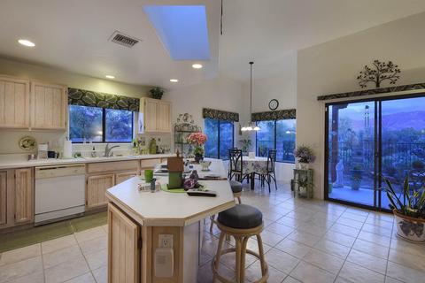 330 N Eastern Slope Loop, Tucson, AZ 85748 photo 7