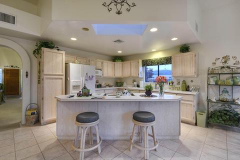 330 N Eastern Slope Loop, Tucson, AZ 85748 photo 8
