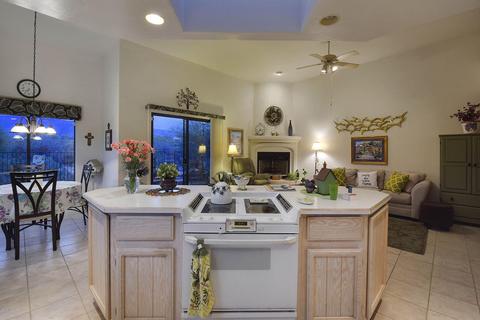 330 N Eastern Slope Loop, Tucson, AZ 85748 photo 9