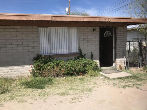 5737 E 24th St, Tucson, AZ 85711 photo 2