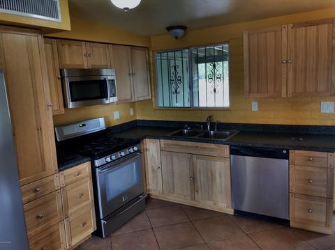 7585 E Logan Dr, Tucson, AZ 85730 photo 4