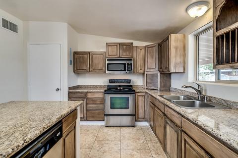 5202 E 3rd St, Tucson, AZ 85711 photo 17