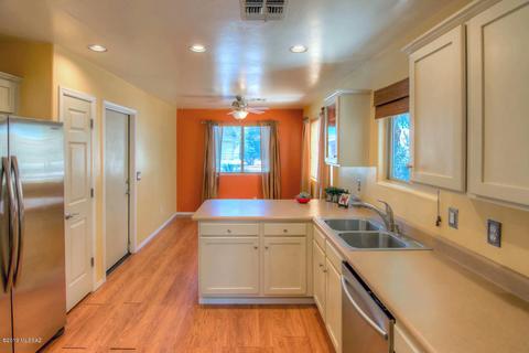10446 E Chelan St, Tucson, AZ 85747 photo 11