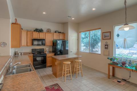 10635 Eisenbergs Pl, Tucson, AZ 85747 photo 9