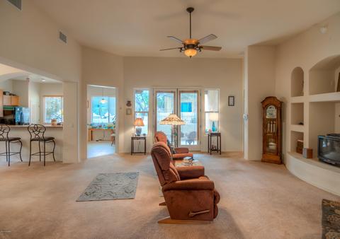 10635 Eisenbergs Pl, Tucson, AZ 85747 photo 6