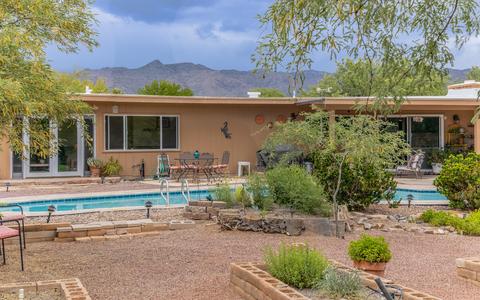 10540 E Rusty Spur Dr, Tucson, AZ 85749 photo 8
