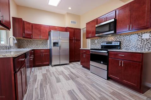 6749 E Montecito Dr, Tucson, AZ 85710 photo 12