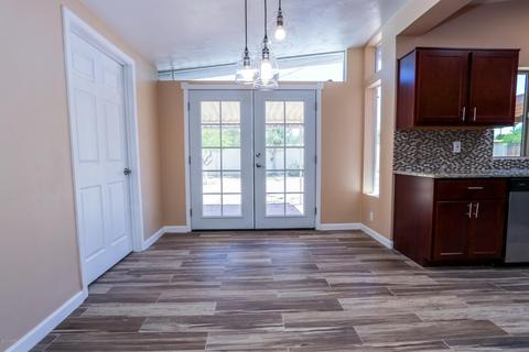 6749 E Montecito Dr, Tucson, AZ 85710 photo 7
