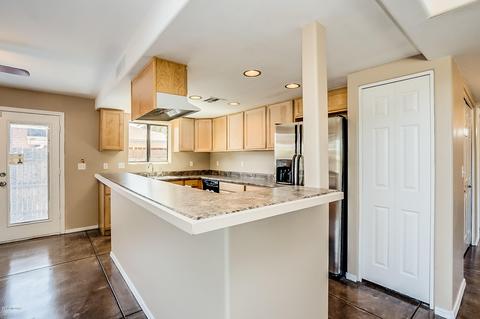 522 E Knox Dr, Tucson, AZ 85705 photo 9