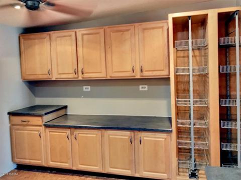 7925 E 18th Pl, Tucson, AZ 85710 photo 8