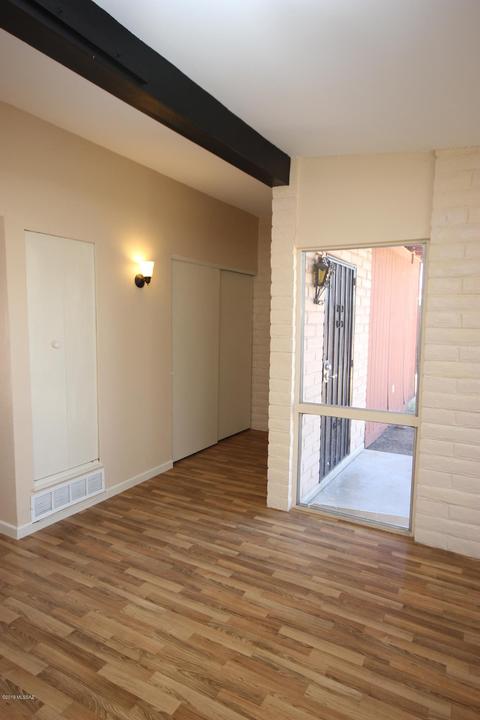 9730 E 33rd St, Tucson, AZ 85748 photo 2