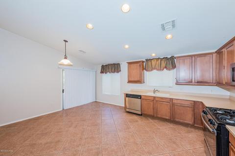 8432 S Egyptian Dr, Tucson, AZ 85747 photo 15