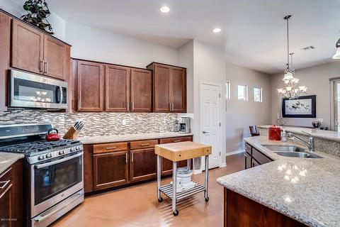8931 E Wright School Loop, Tucson, AZ 85715 photo 6