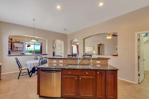 1095 S Chatfield Dr, Vail, AZ 85641 photo 5