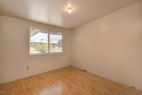 8525 E Colette St, Tucson, AZ 85710 photo 12