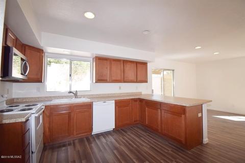 4746 W Latchstring Ct, Tucson, AZ 85741 photo 9