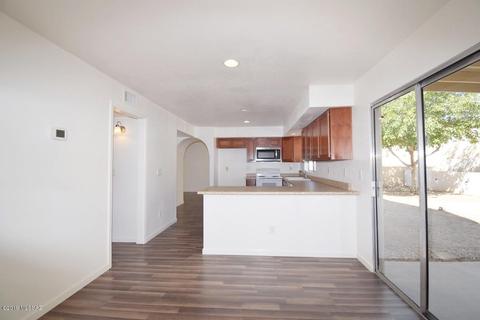 4746 W Latchstring Ct, Tucson, AZ 85741 photo 12