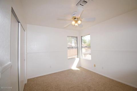 4746 W Latchstring Ct, Tucson, AZ 85741 photo 17