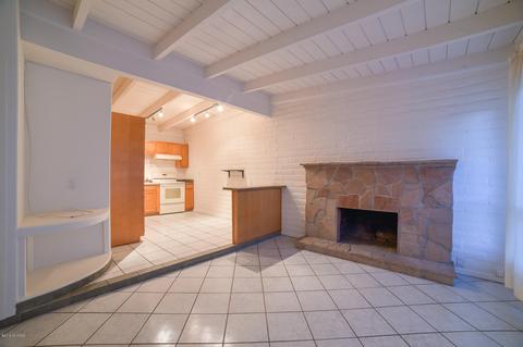 4787 E 3rd St, Tucson, AZ 85711 photo 2