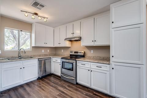 148 E Sublime St, Tucson, AZ 85756 photo 9