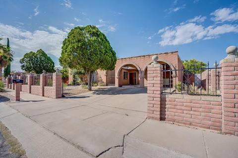 2210 E Dakota St, Tucson, AZ 85706 photo 2
