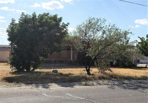 678 S Bisbee Ave, Willcox, AZ 85643 photo 3