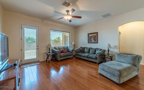 7536 S Pacific Willow Dr, Tucson, AZ 85747 photo 5