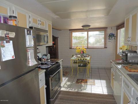 1002 E Christmas Tree Ln, Pearce, AZ 85625 photo 11