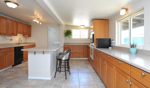 7652 E Apple Tree Dr, Tucson, AZ 85730 photo 2