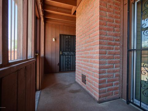 276 E Root Way, Tucson, AZ 85705 photo 3