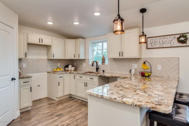 2820 E Adams St Tucson Az 85716 21 Photos Mls 21920198 Movoto