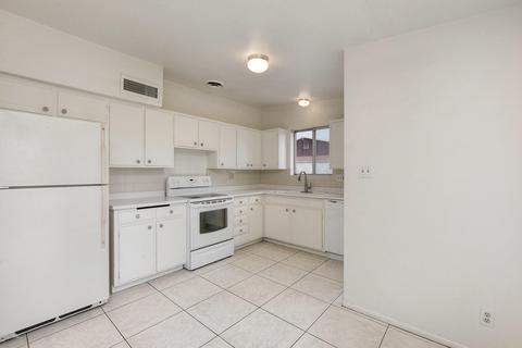 8465 E 25th St, Tucson, AZ 85710 photo 9
