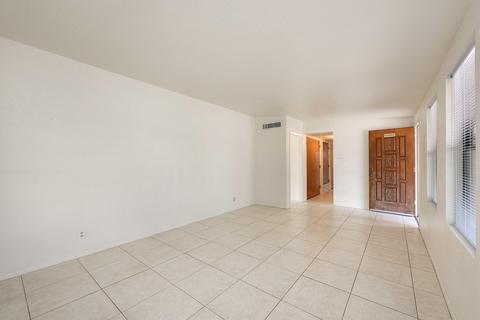 8465 E 25th St, Tucson, AZ 85710 photo 4