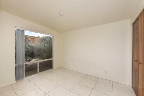 8465 E 25th St, Tucson, AZ 85710 photo 12