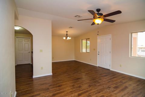 2403 S Plumer Ave, Tucson, AZ 85713 photo 6