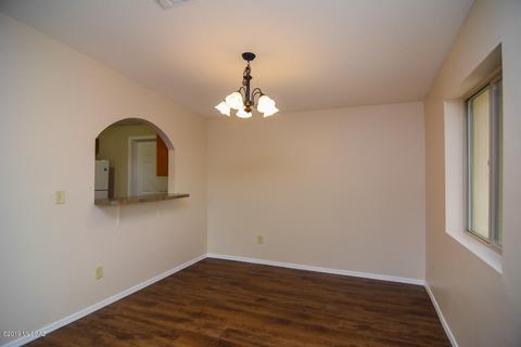 2403 S Plumer Ave, Tucson, AZ 85713 photo 7