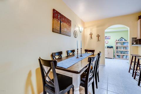 512 E Savannah St, Vail, AZ 85641 photo 7