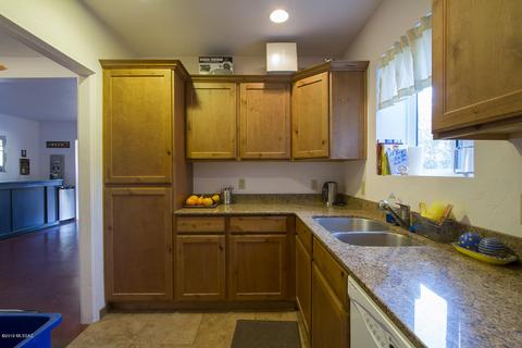 1616 E Hampton St, Tucson, AZ 85719 photo 8