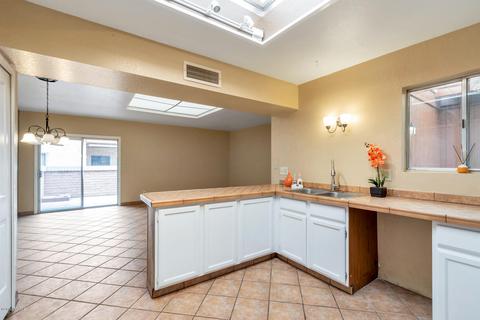 229 E Scheibe Way, Tucson, AZ 85705 photo 5