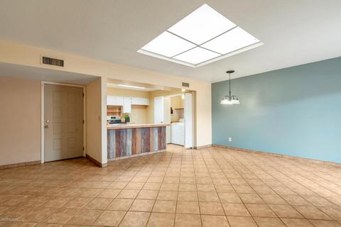 229 E Scheibe Way, Tucson, AZ 85705 photo 8