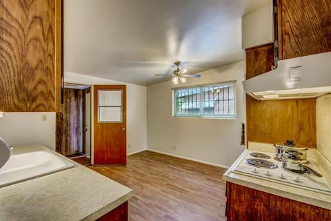 2201 E Hedrick Dr, Tucson, AZ 85719 photo 4