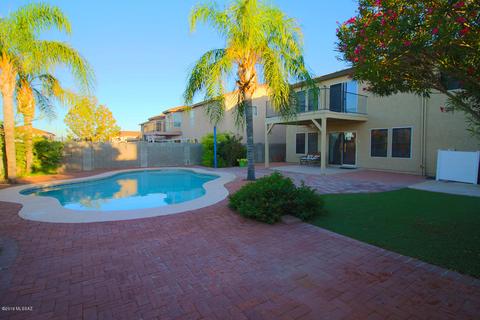 8460 E Hodgman Pl, Tucson, AZ 85747 photo 1