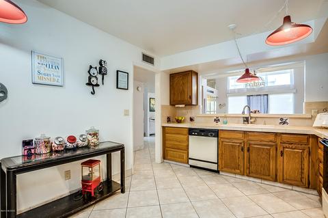 7834 E 3rd St, Tucson, AZ 85710 photo 17