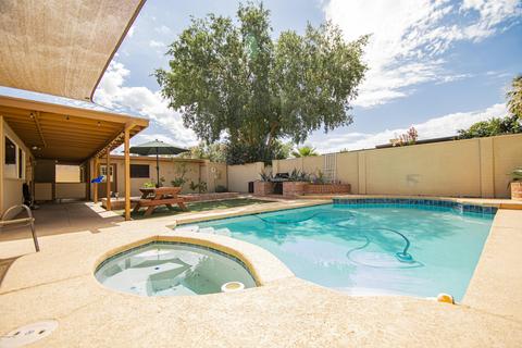 8712 E 7th St, Tucson, AZ 85710 photo 1