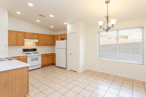 7648 S Athel Tree Dr, Tucson, AZ 85747 photo 9